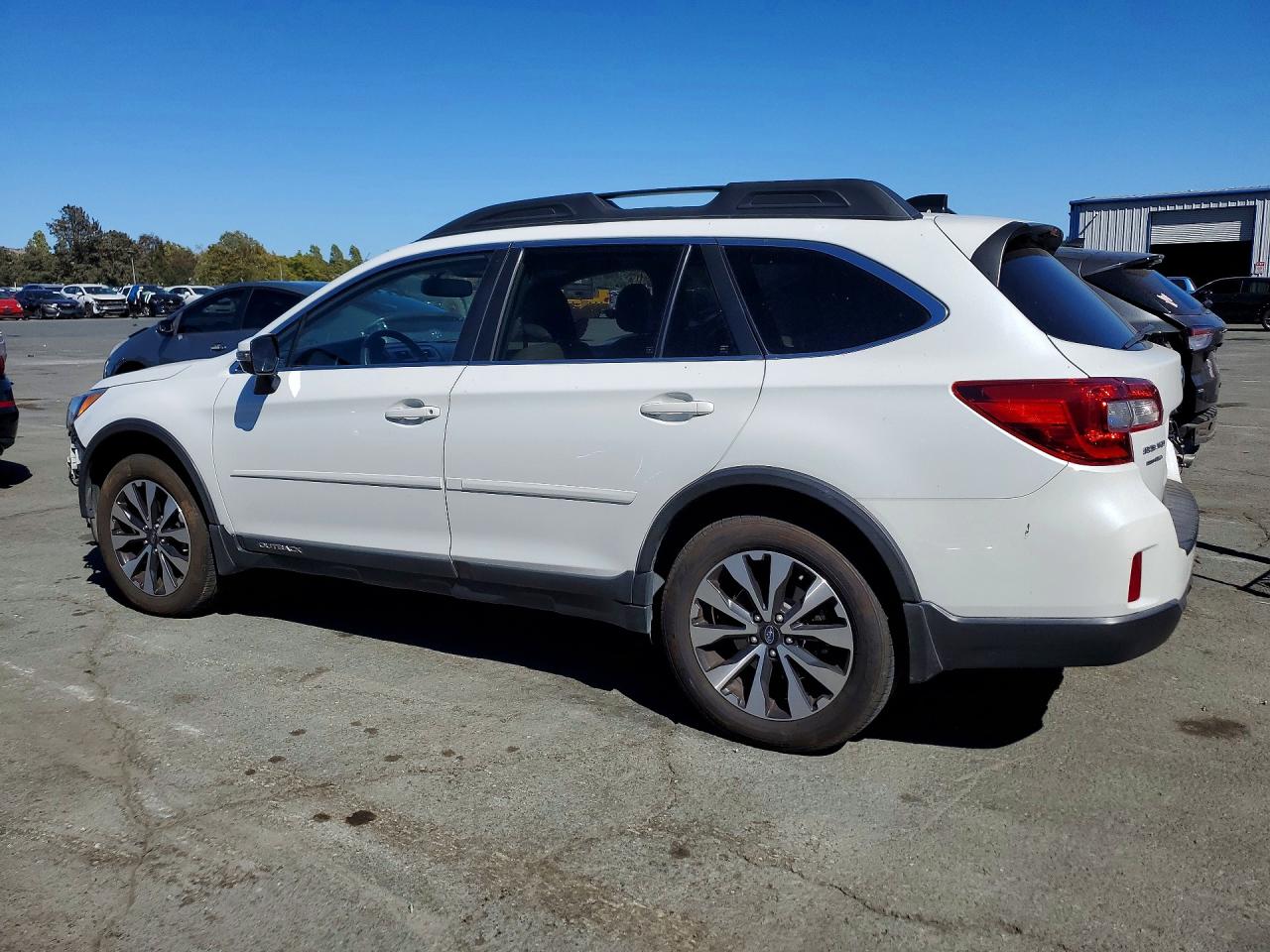 2016 SUBARU OUTBACK