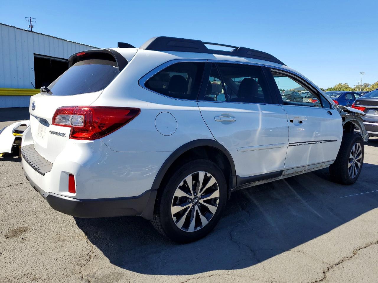 2016 SUBARU OUTBACK