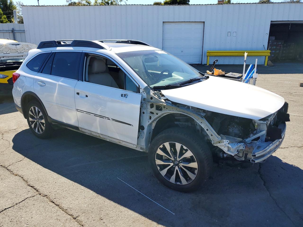 2016 SUBARU OUTBACK