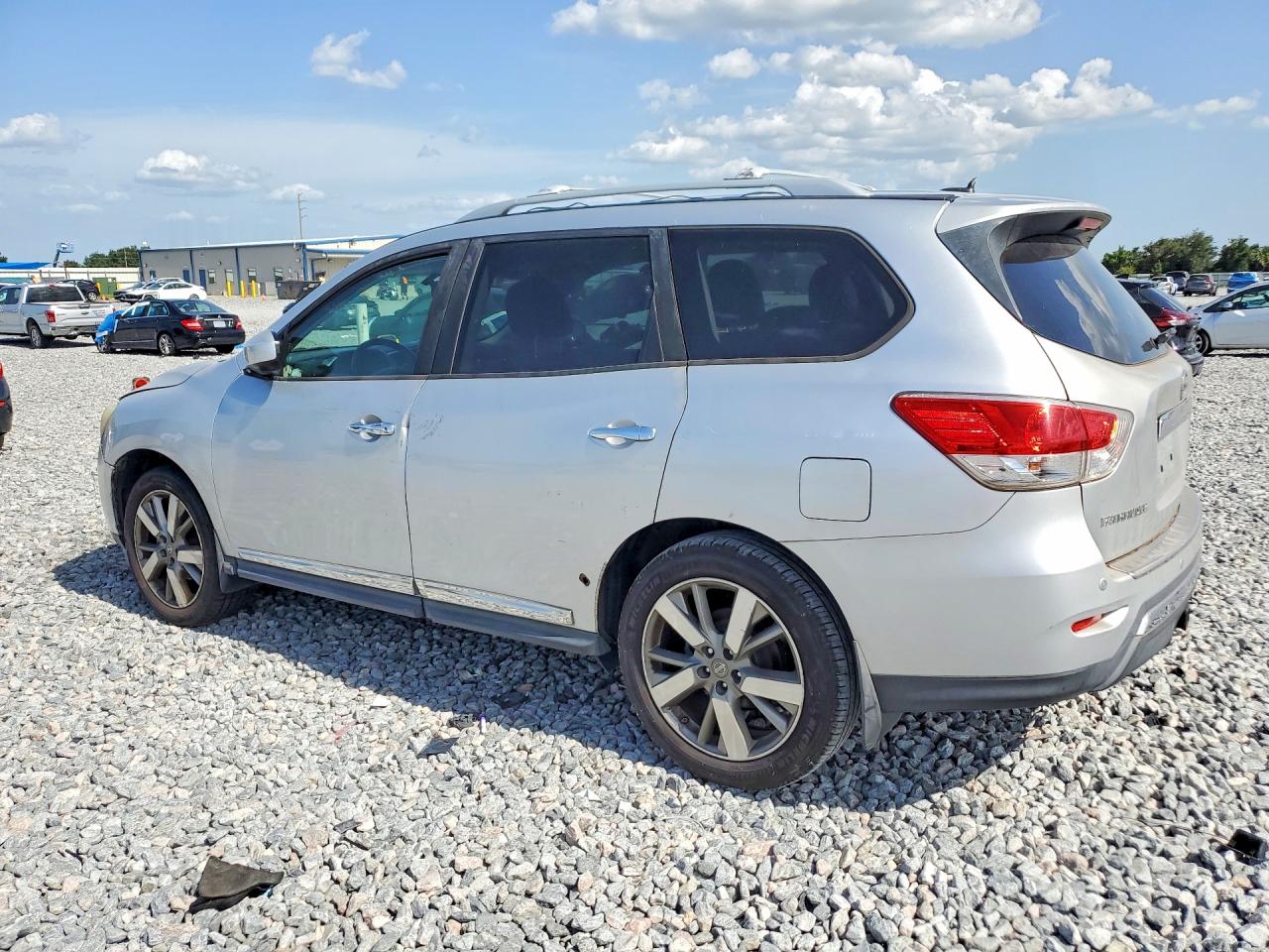 2013 NISSAN PATHFINDER
