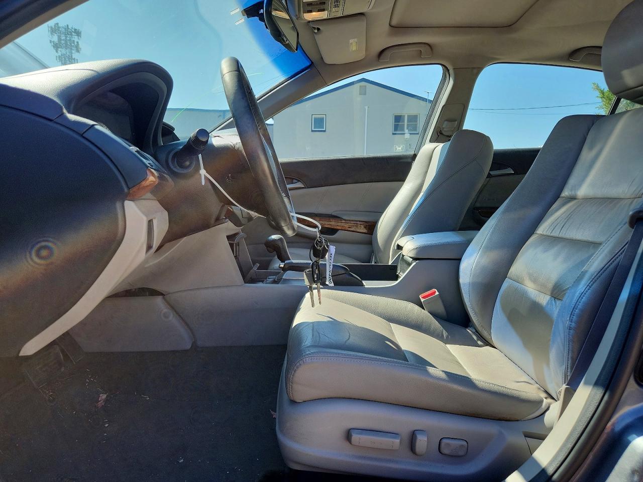 2011 HONDA ACCORD