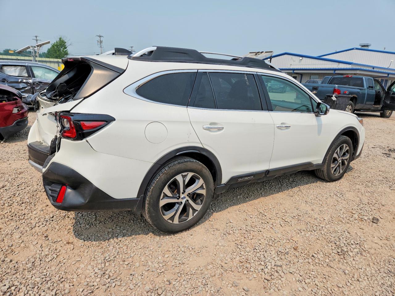 2021 SUBARU OUTBACK
