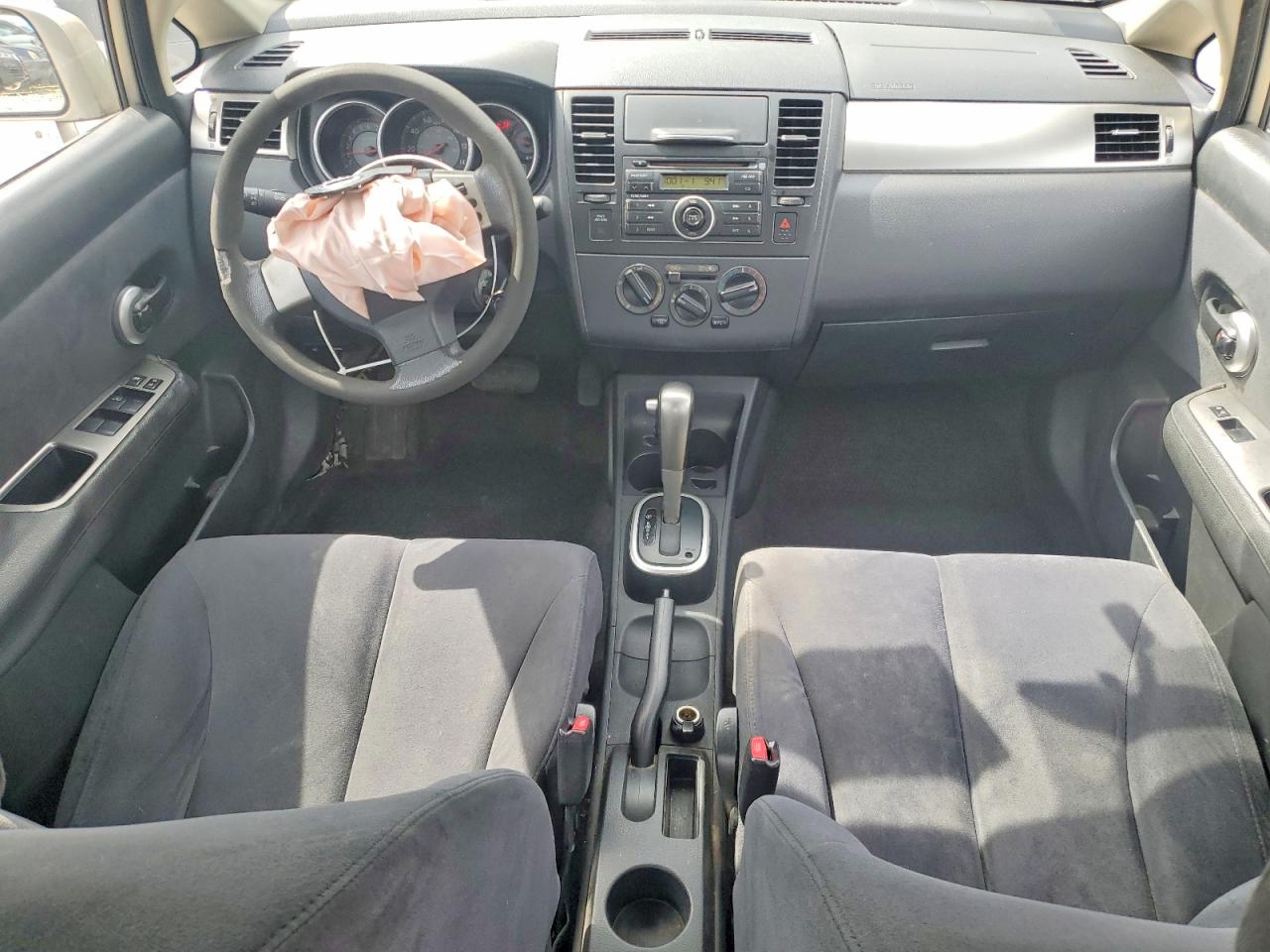 2009 NISSAN VERSA