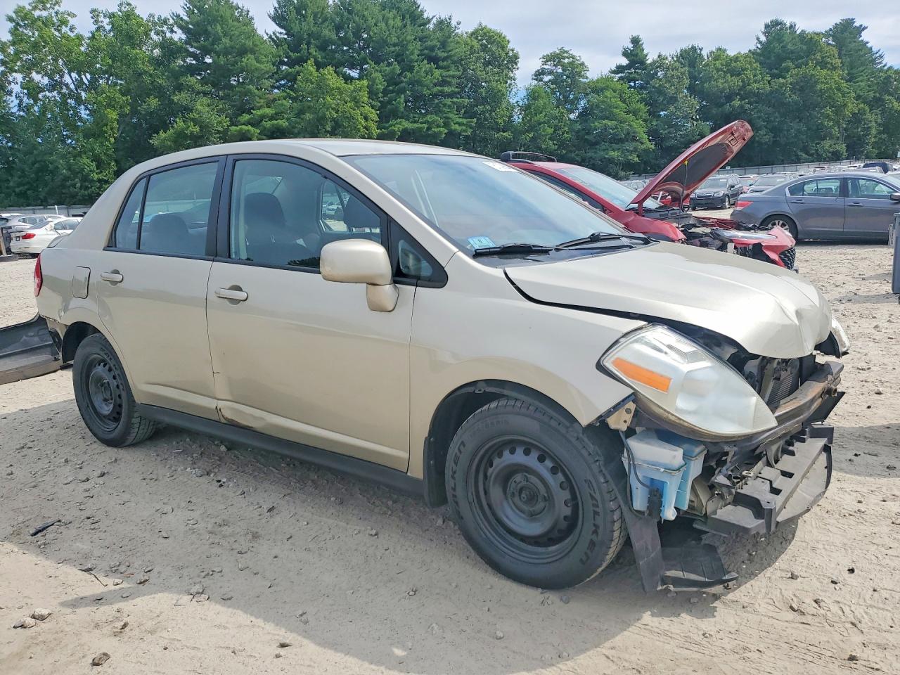2009 NISSAN VERSA