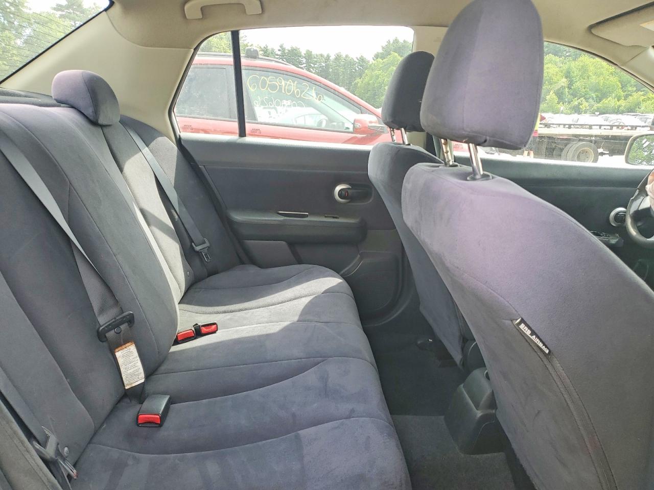 2009 NISSAN VERSA