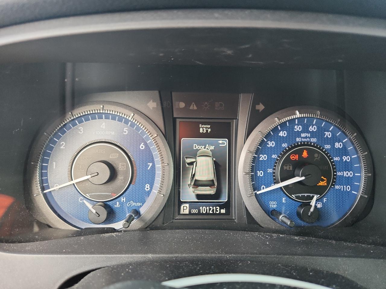 2016 TOYOTA SIENNA