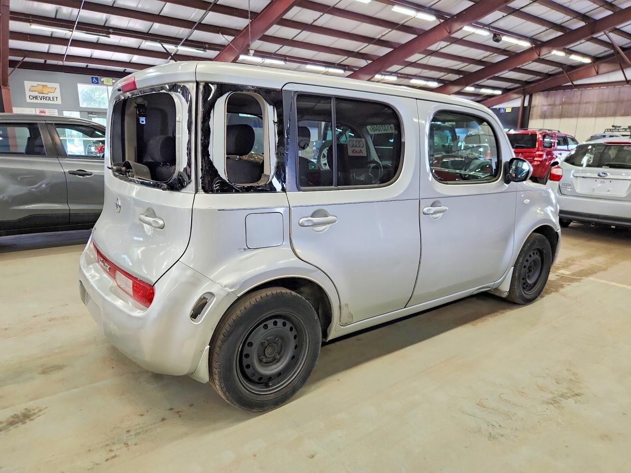 2012 NISSAN CUBE