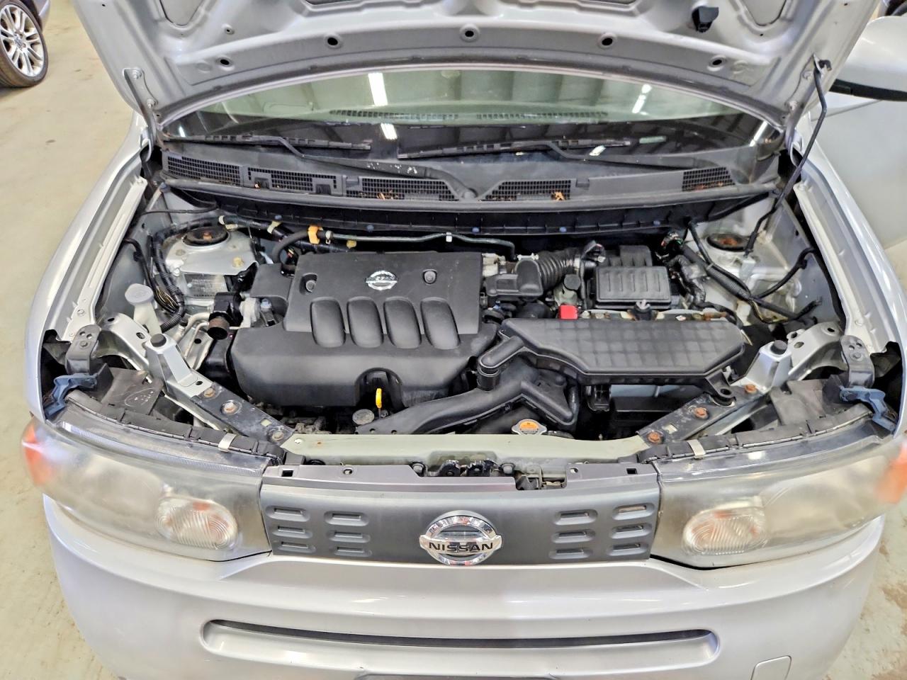 2012 NISSAN CUBE