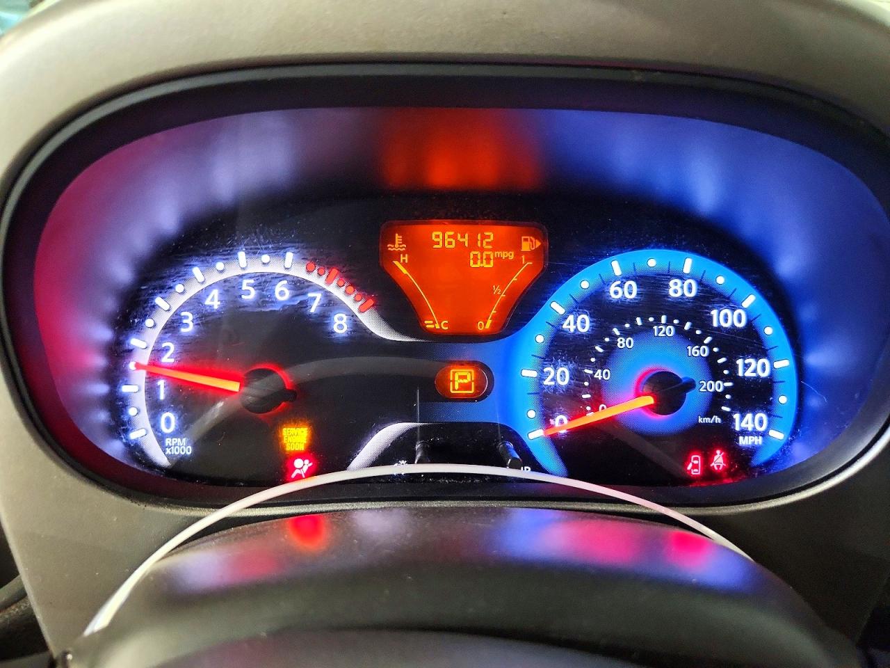 2012 NISSAN CUBE