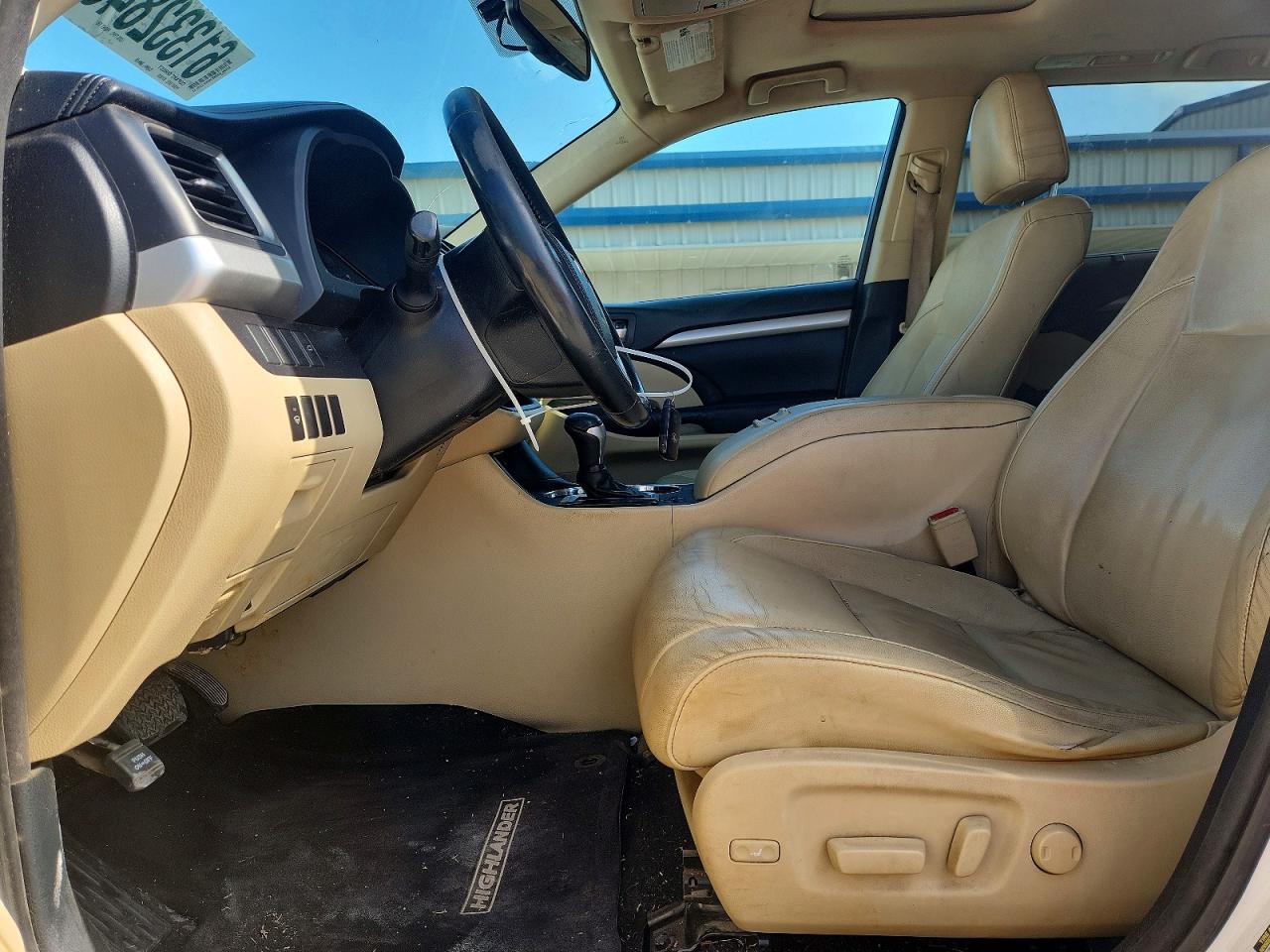 2015 TOYOTA HIGHLANDER