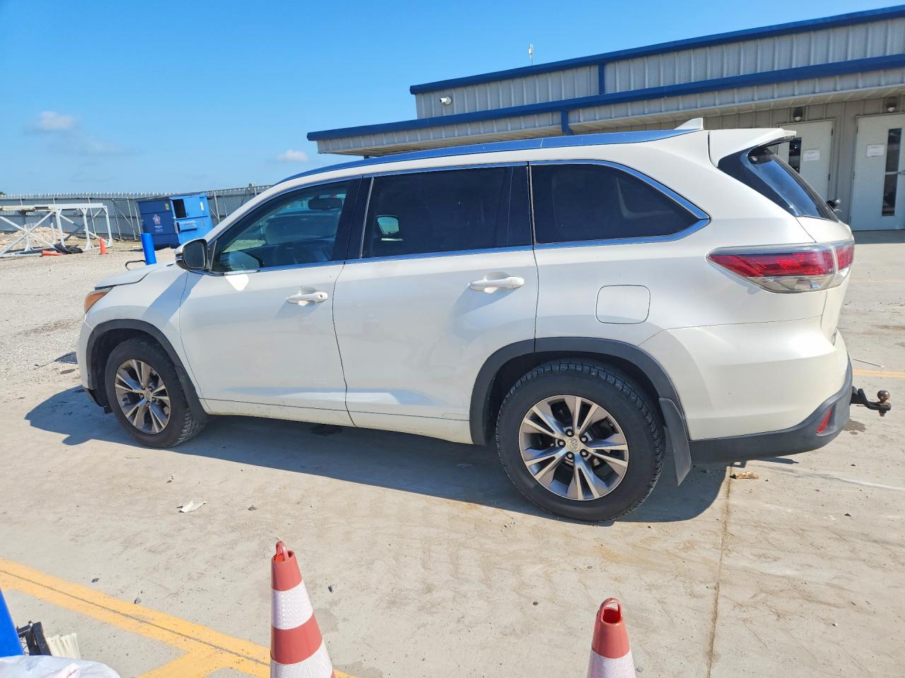 2015 TOYOTA HIGHLANDER