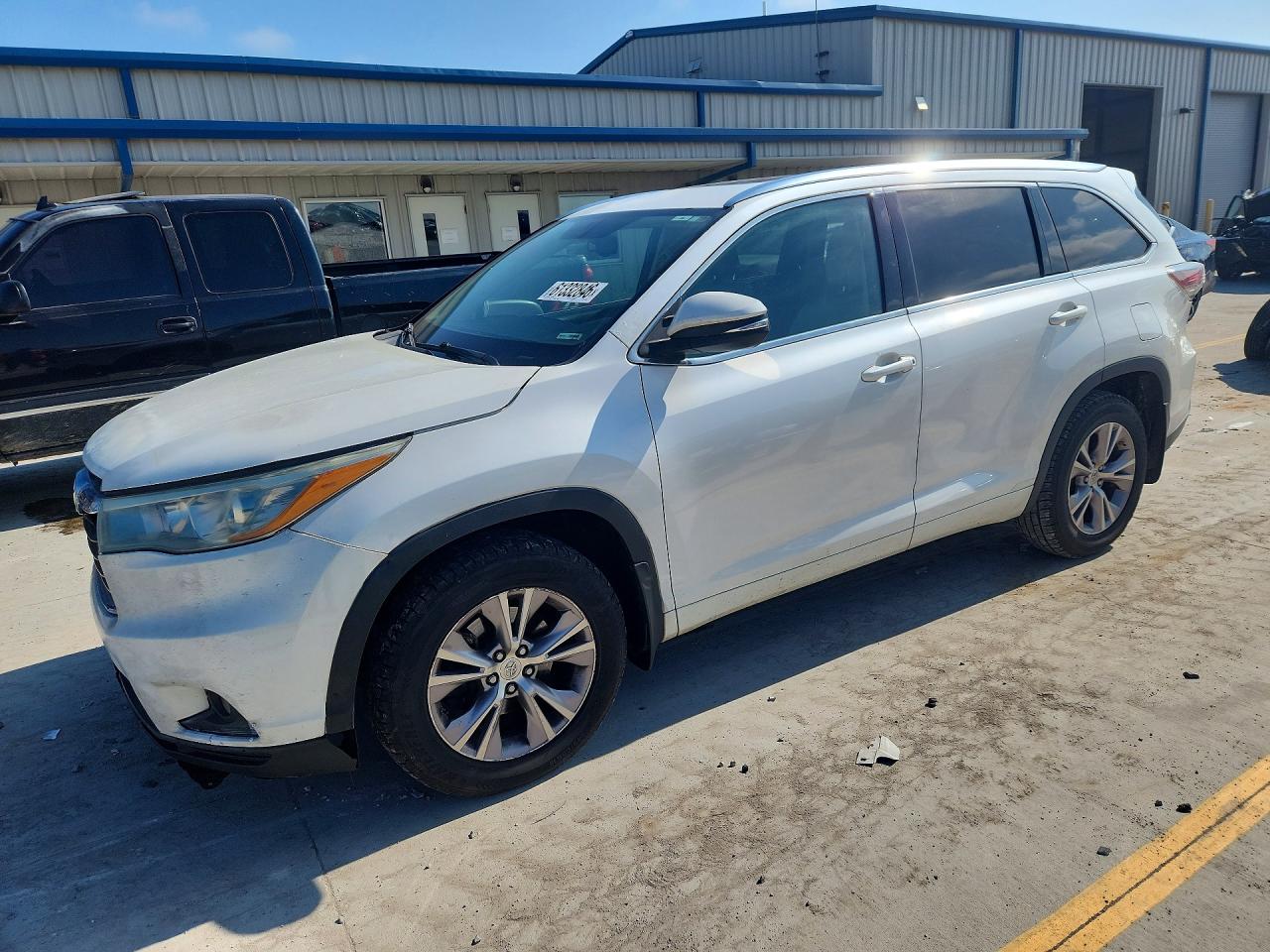 2015 TOYOTA HIGHLANDER