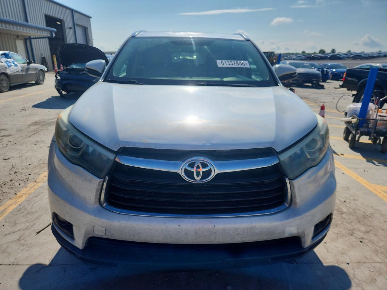 2015 TOYOTA HIGHLANDER