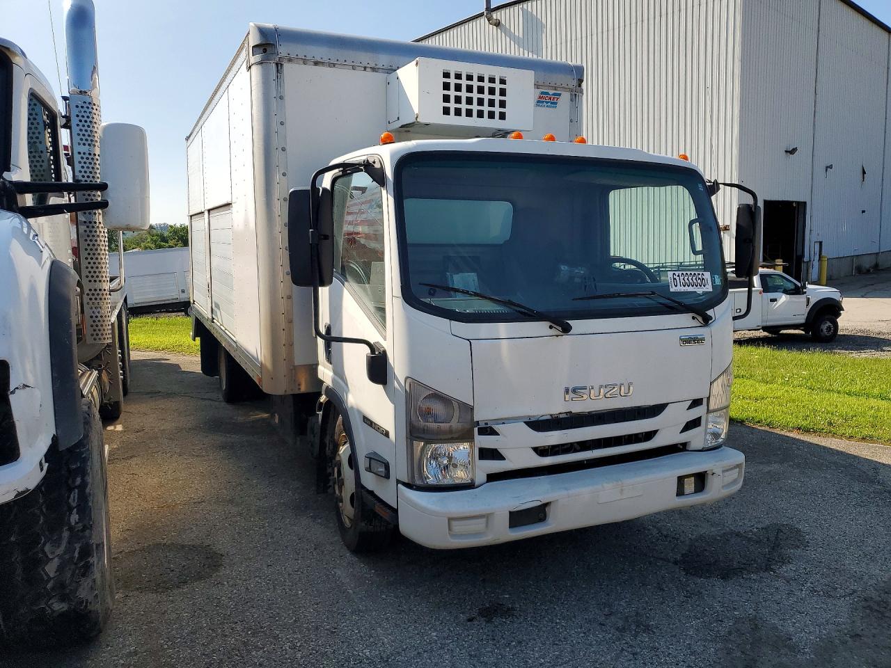 2017 ISUZU NQR