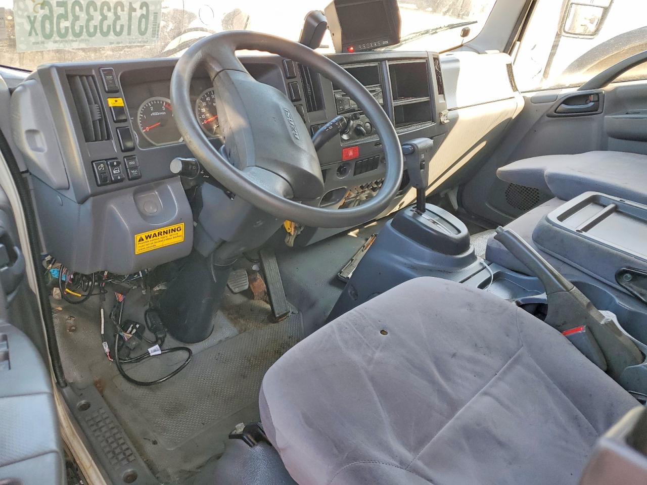 2017 ISUZU NQR