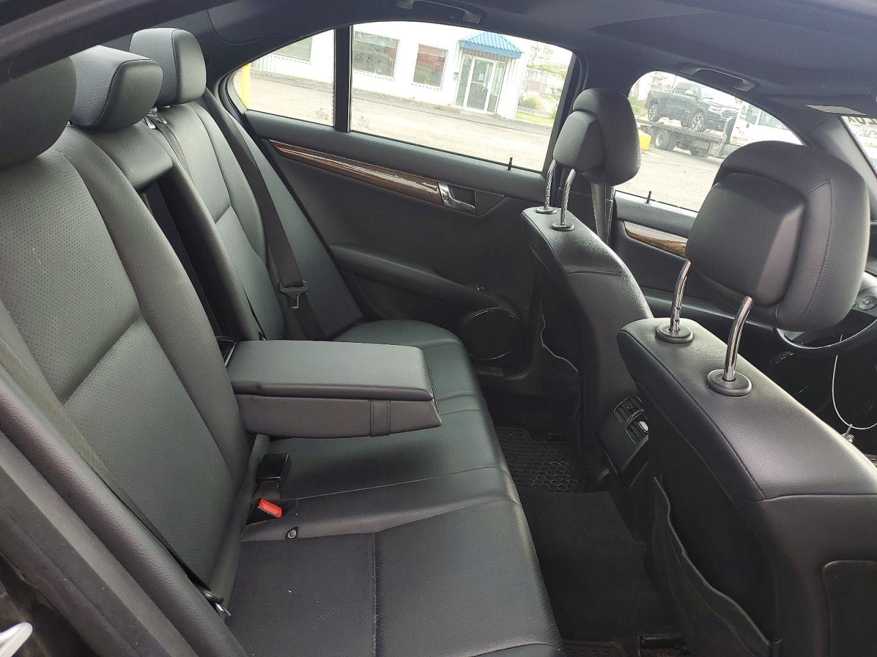 2010 MERCEDES-BENZ C-CLASS