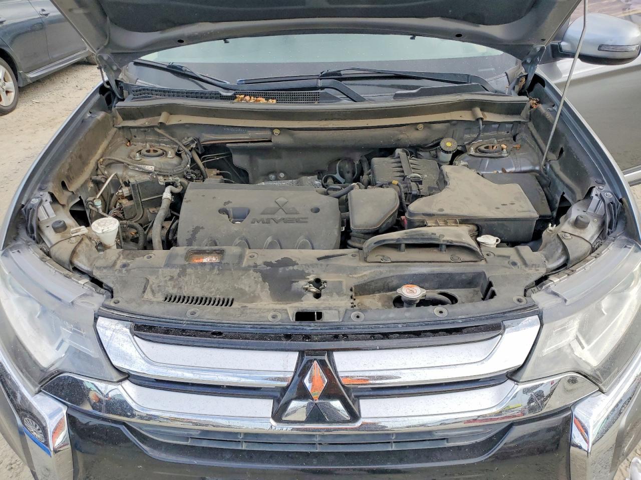 2016 MITSUBISHI OUTLANDER