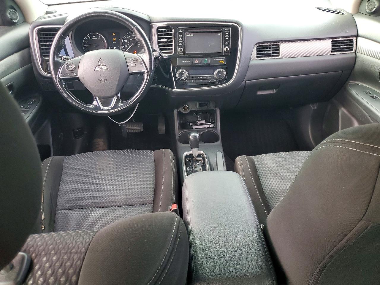 2016 MITSUBISHI OUTLANDER