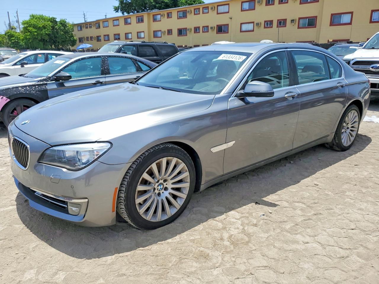 2013 BMW 7 SERIES