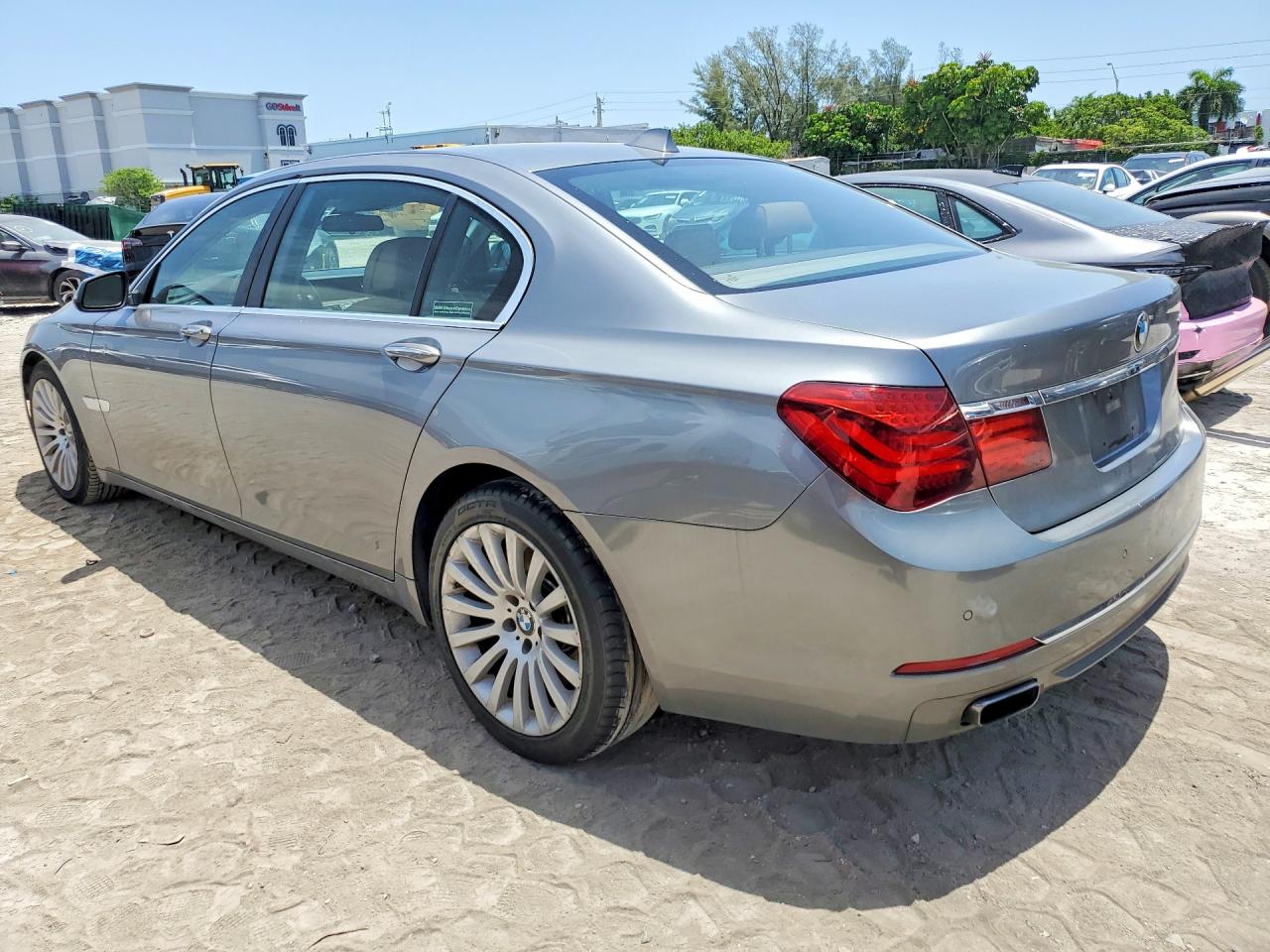 2013 BMW 7 SERIES