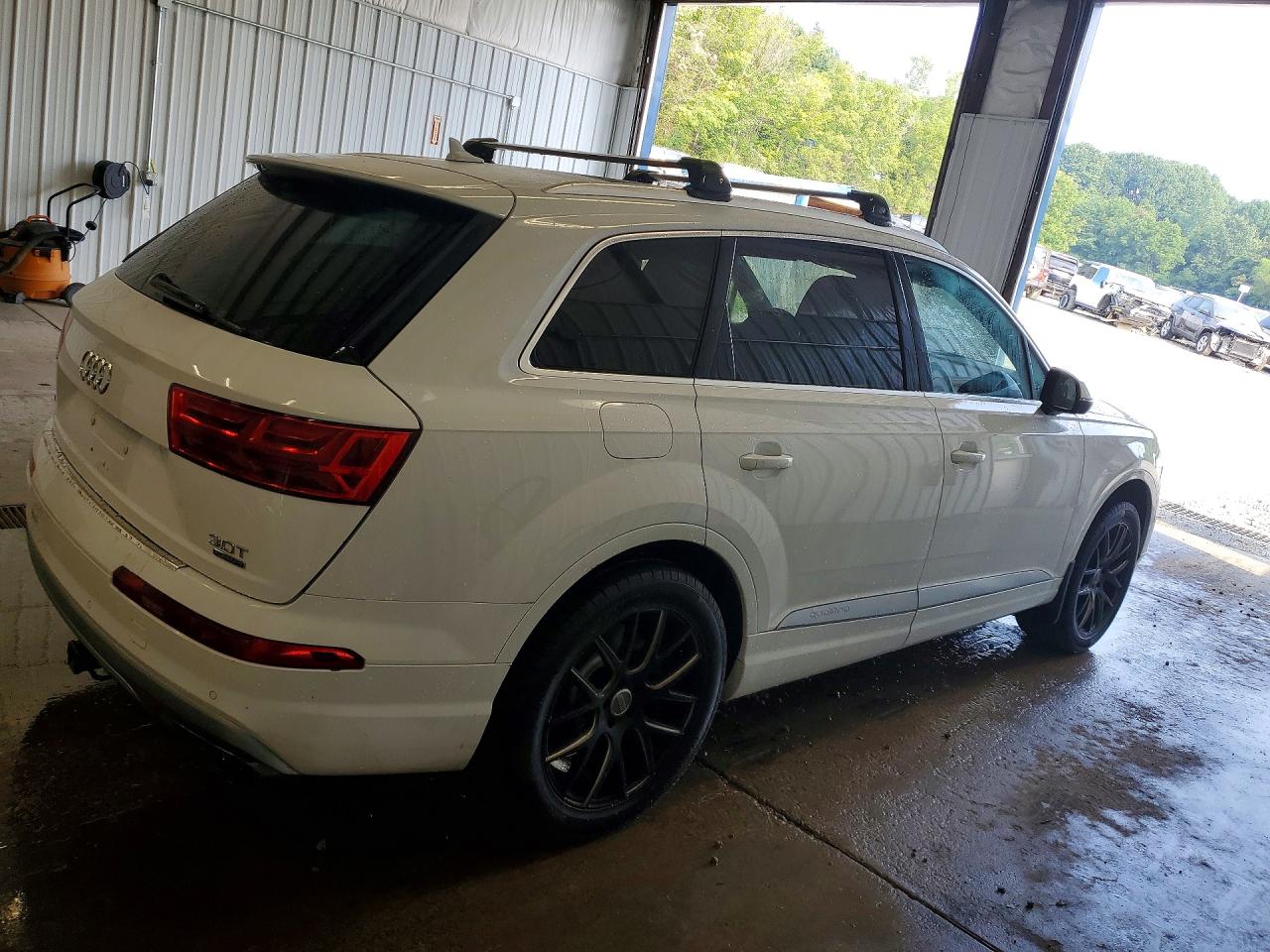 2017 AUDI Q7