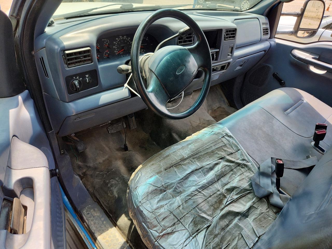 1999 FORD F550
