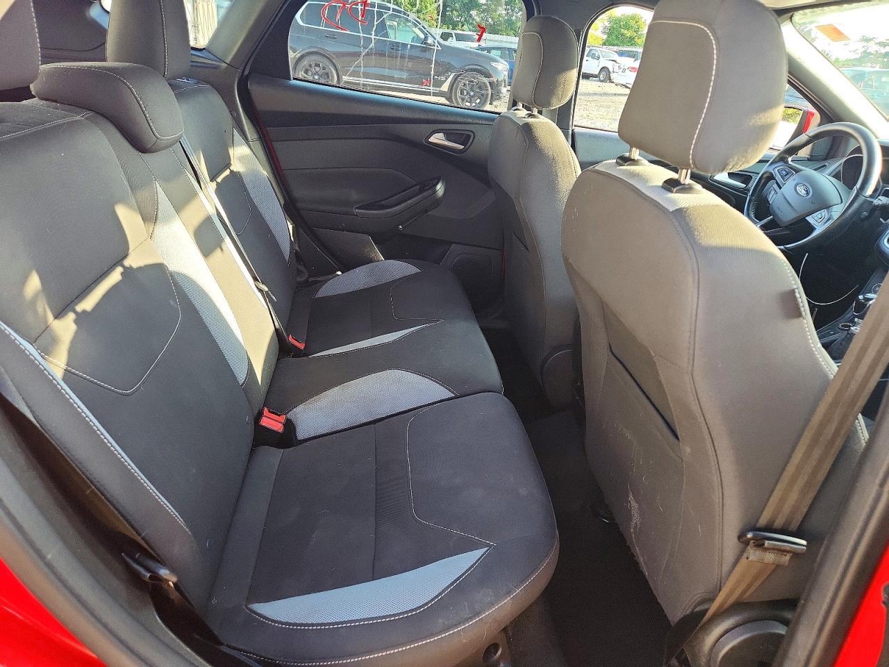 2017 FORD FOCUS
