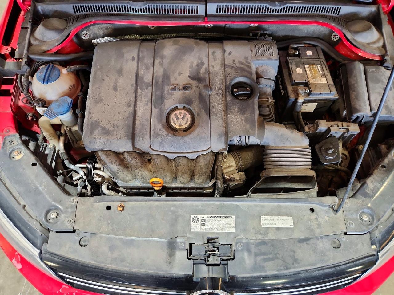 2013 VOLKSWAGEN JETTA