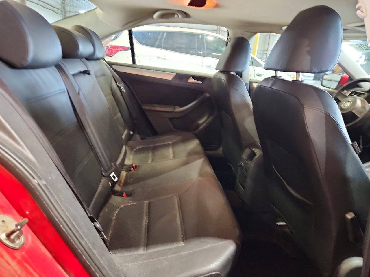 2013 VOLKSWAGEN JETTA