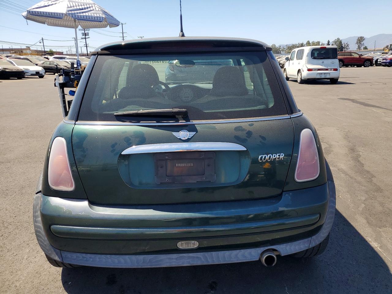 2004 MINI COOPER