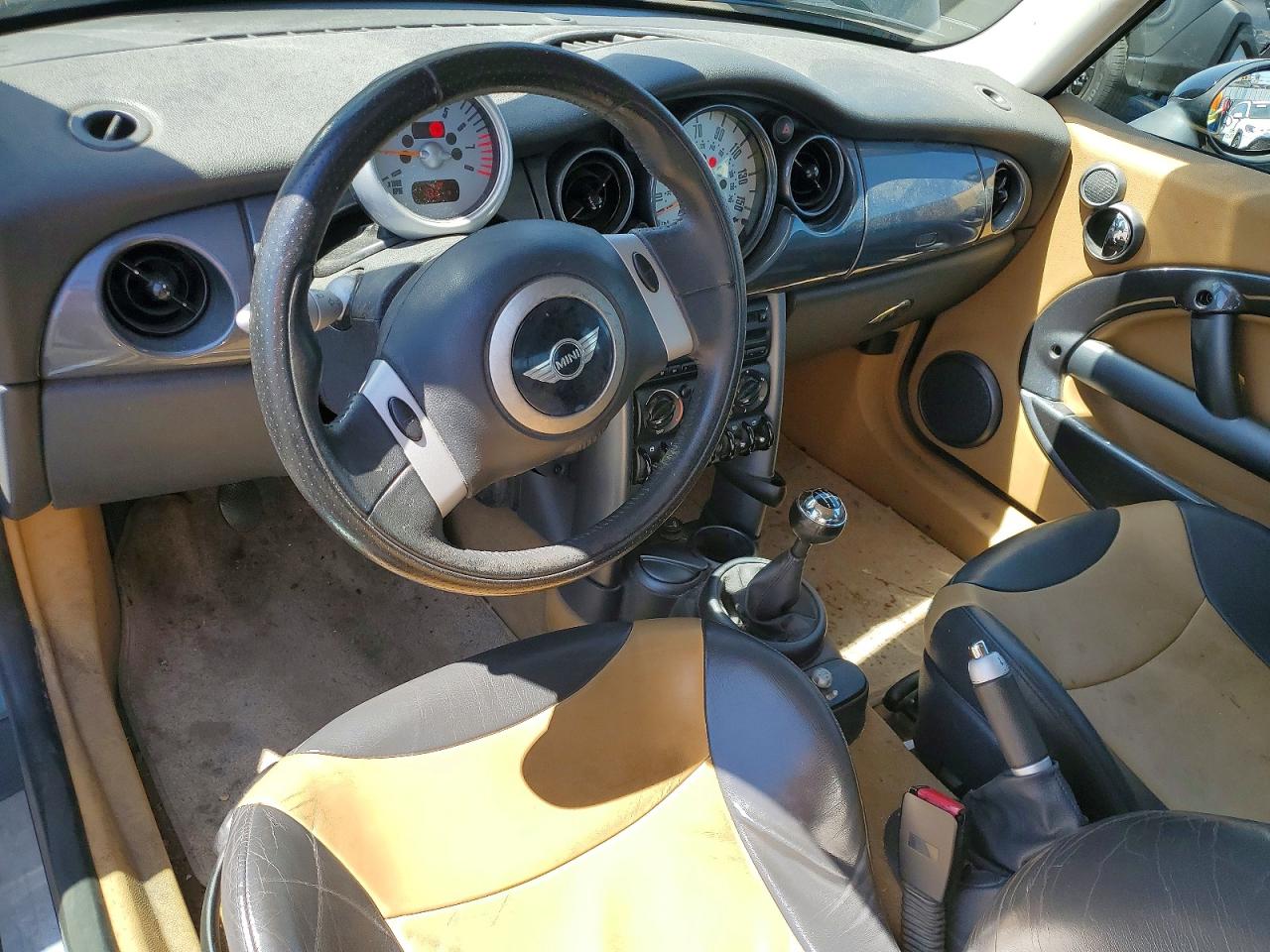 2004 MINI COOPER