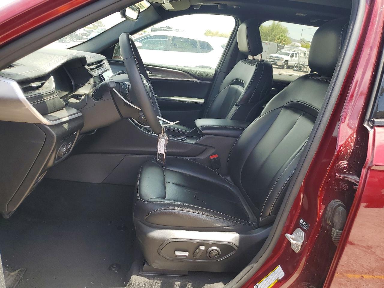 2024 JEEP GRAND CHER