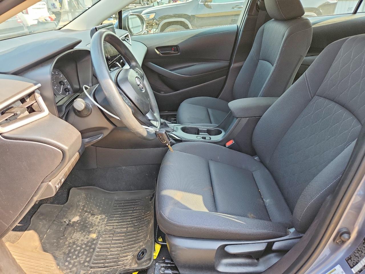 2025 TOYOTA COROLLA