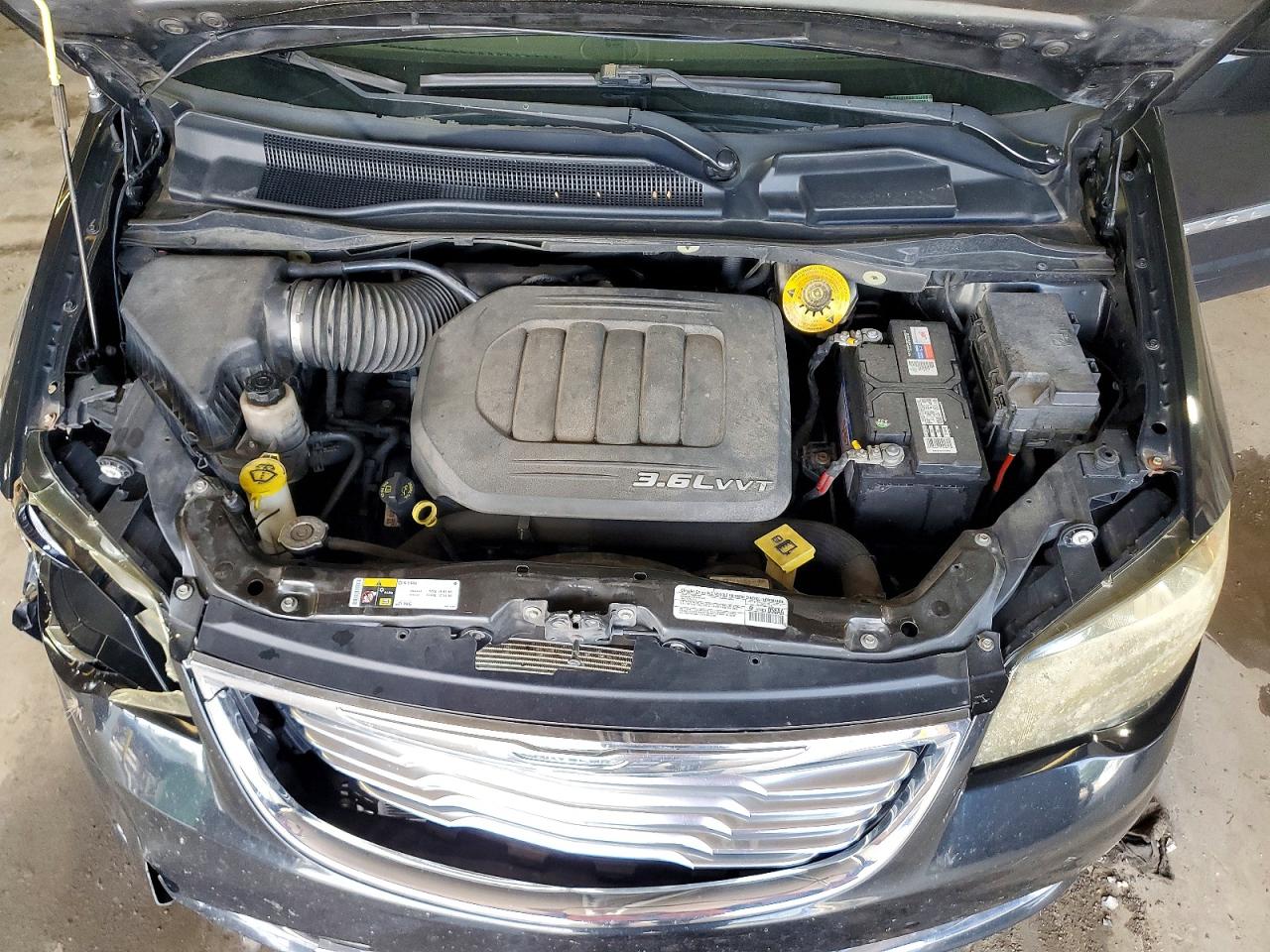 2014 CHRYSLER MINIVAN