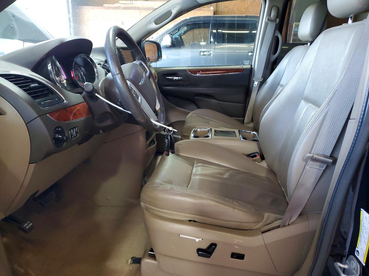 2014 CHRYSLER MINIVAN