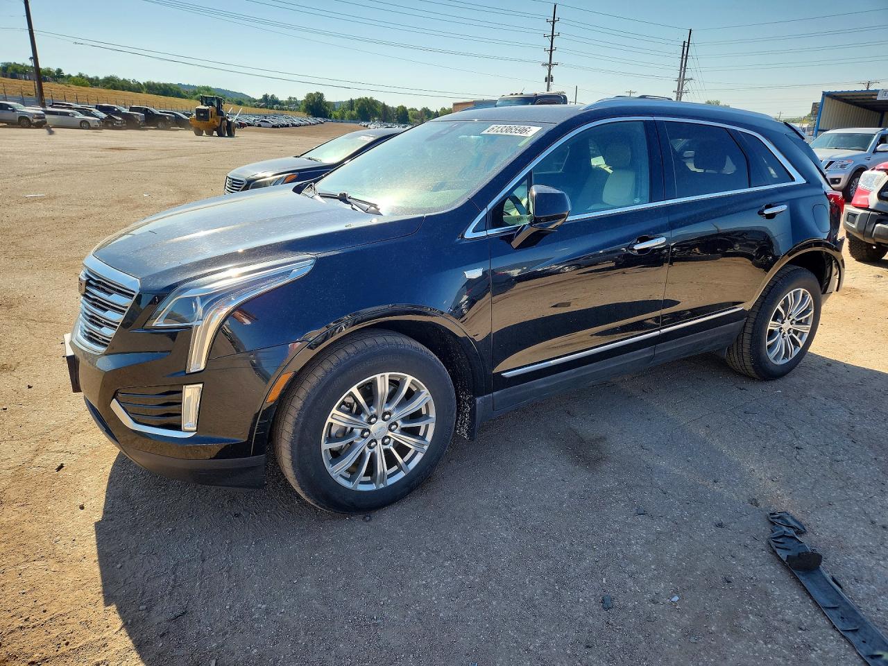 2017 CADILLAC XT5