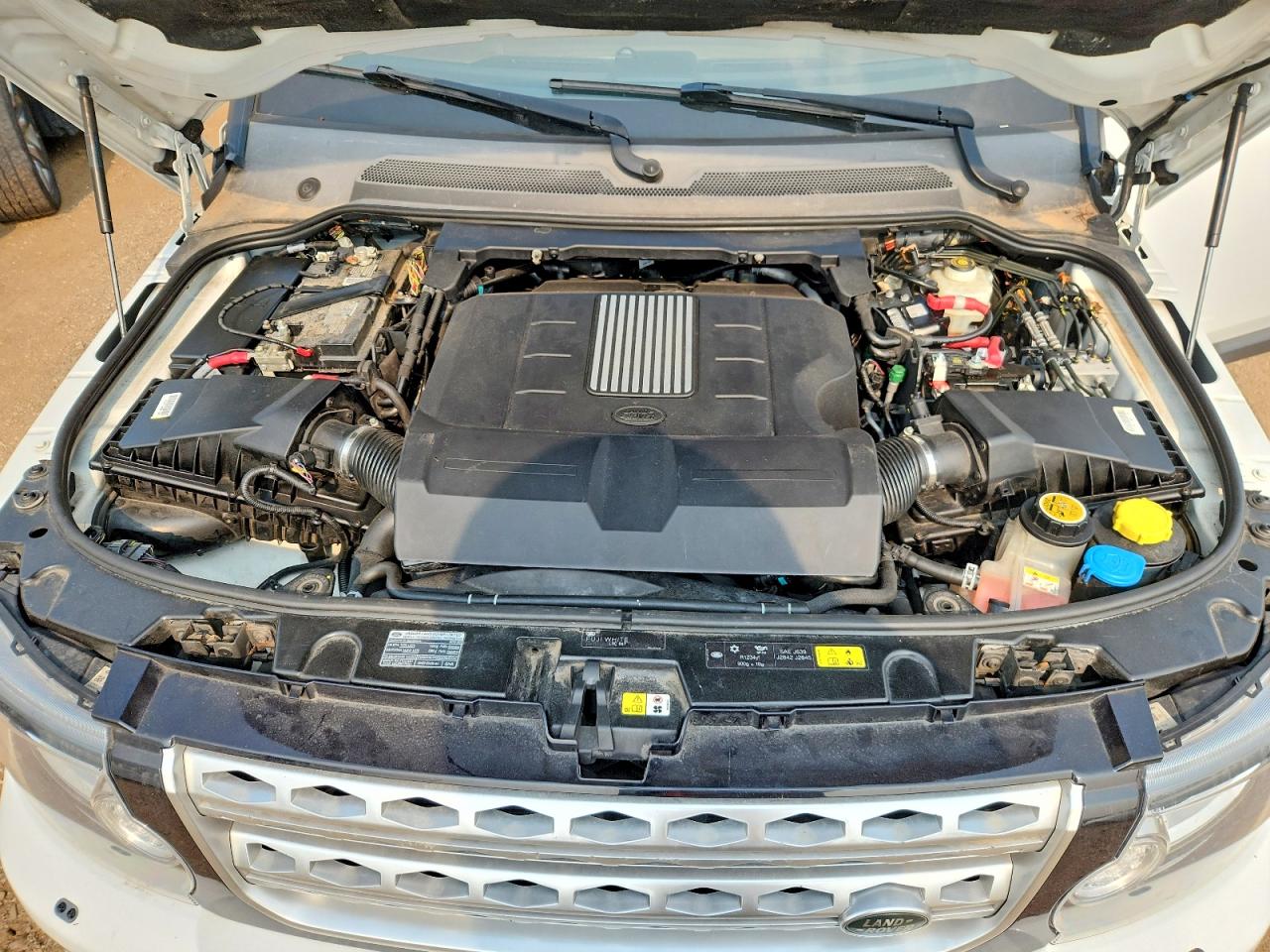 2016 LAND ROVER LR4