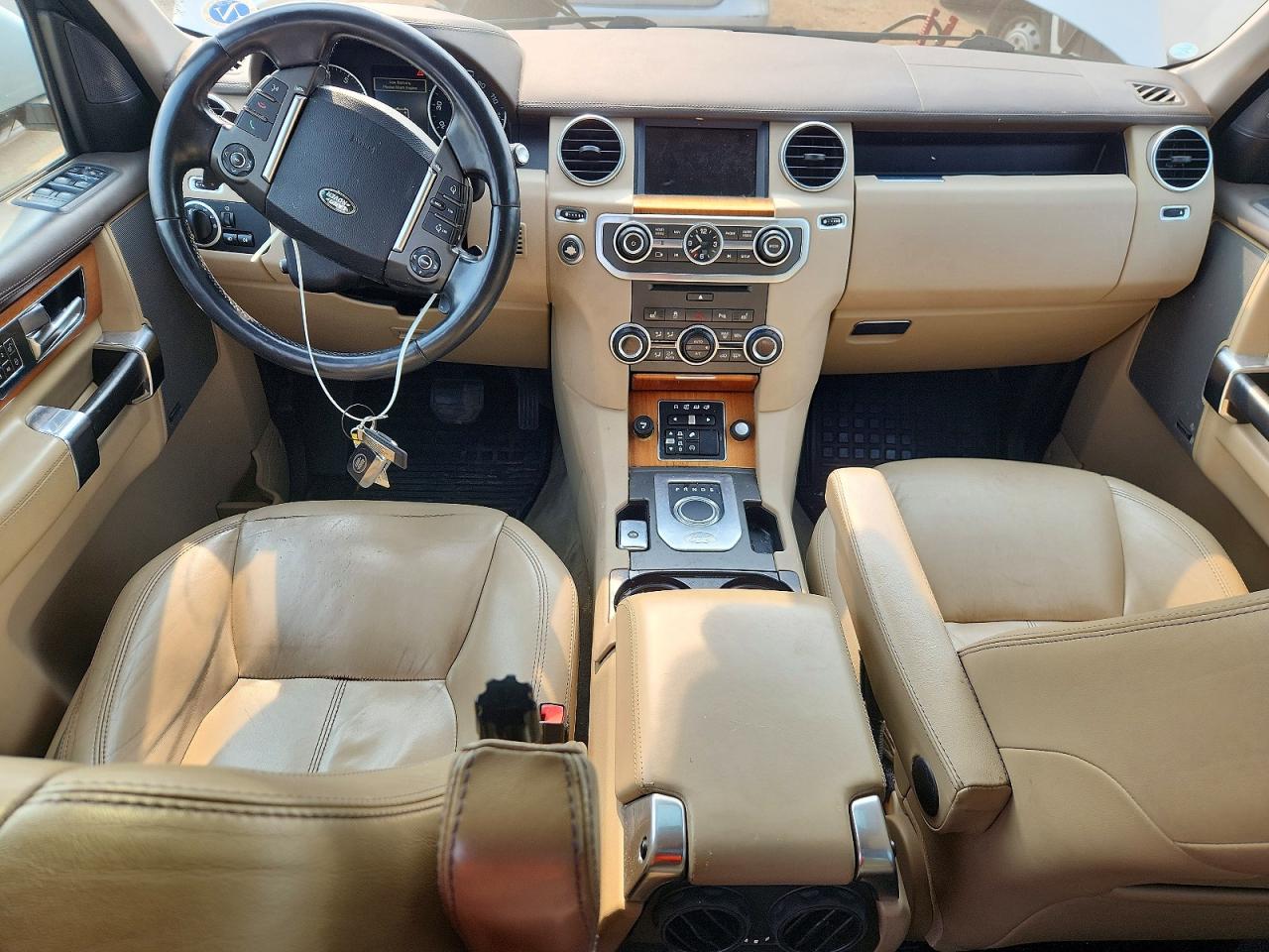 2016 LAND ROVER LR4