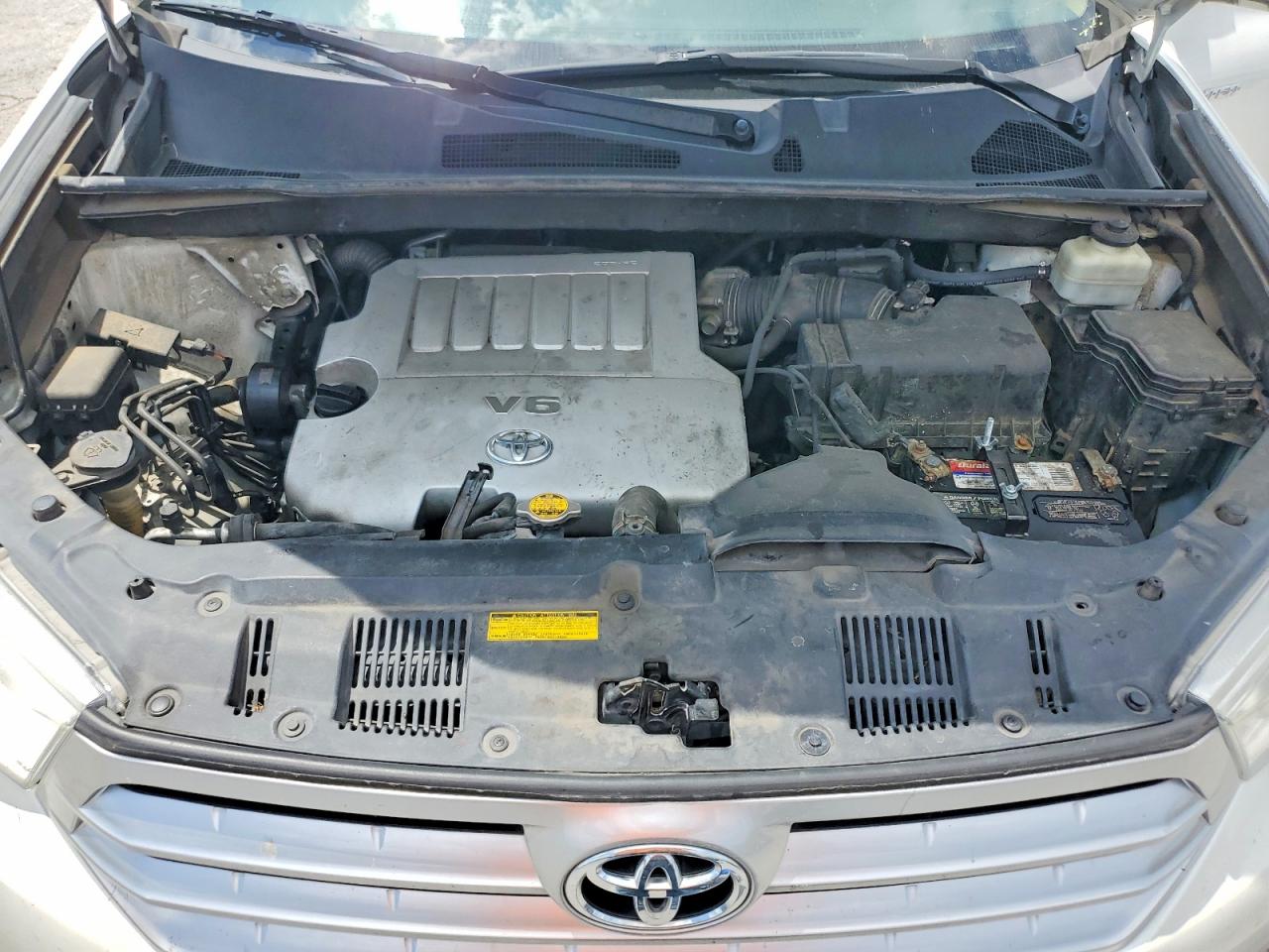 2012 TOYOTA HIGHLANDER