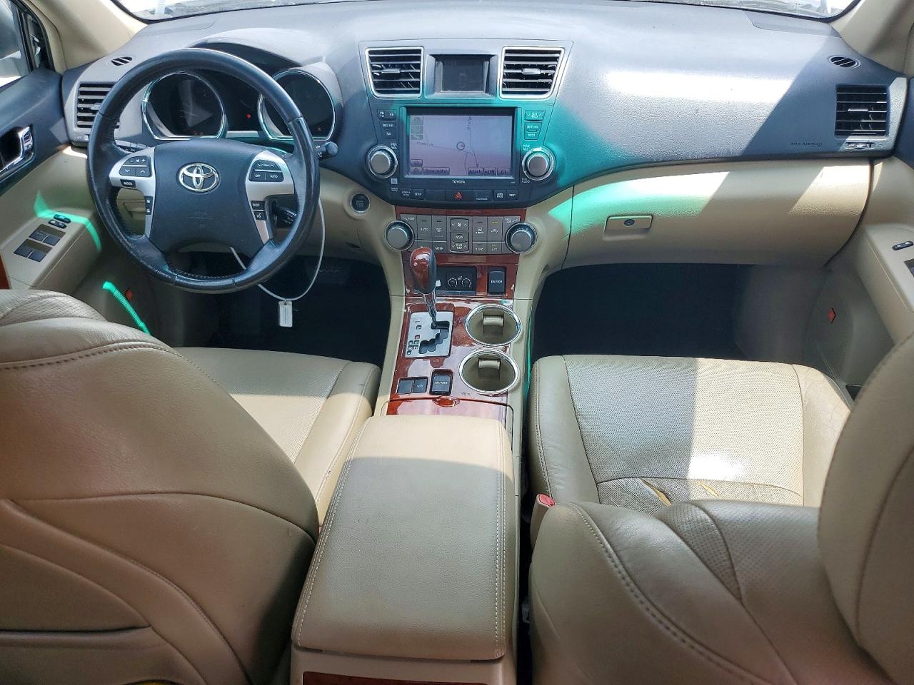 2012 TOYOTA HIGHLANDER