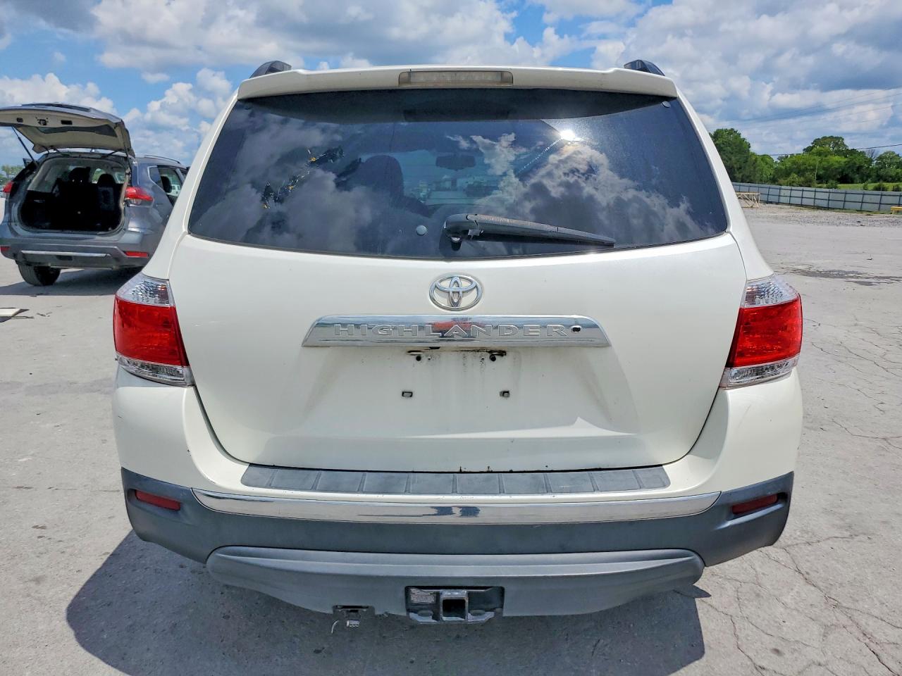 2012 TOYOTA HIGHLANDER