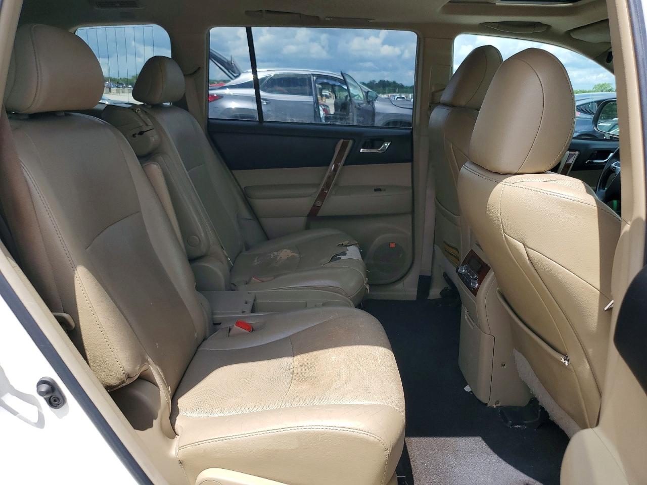 2012 TOYOTA HIGHLANDER