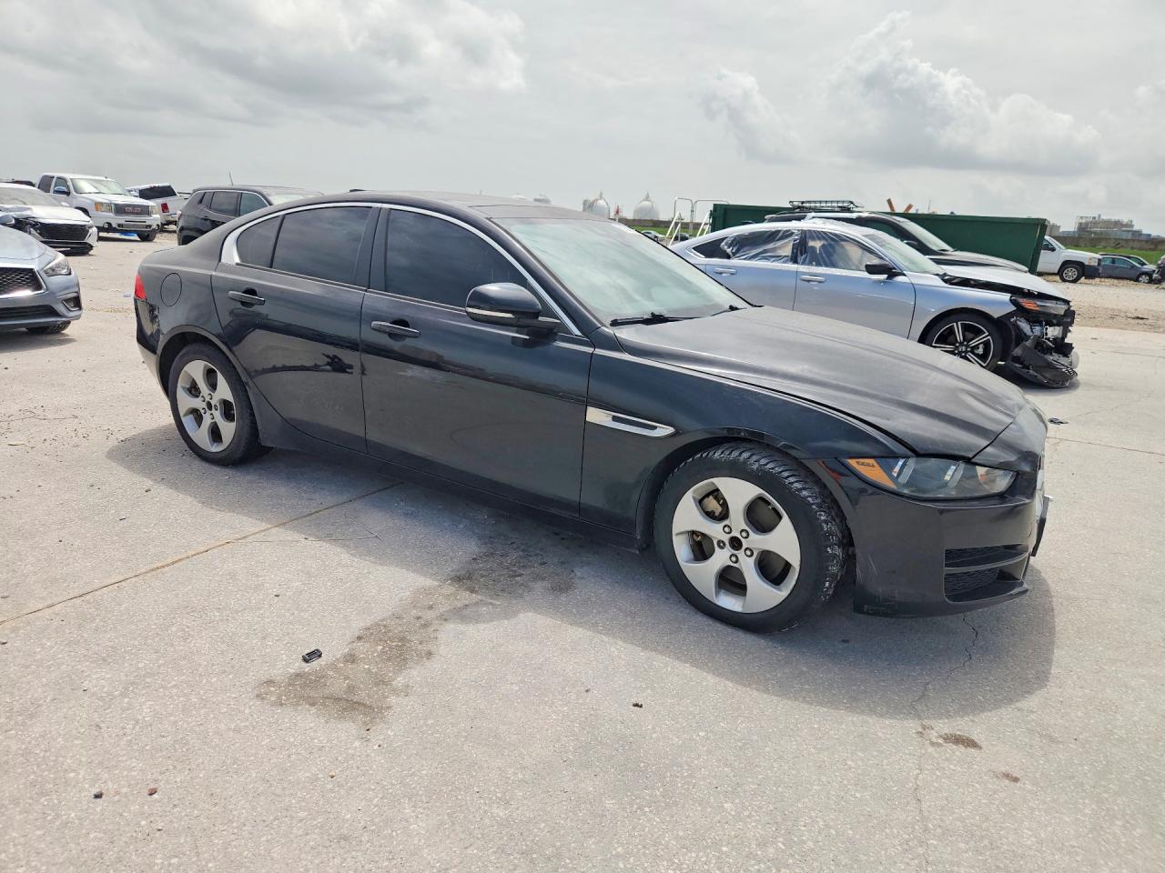 2018 JAGUAR XE