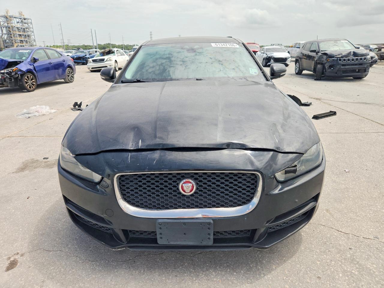2018 JAGUAR XE