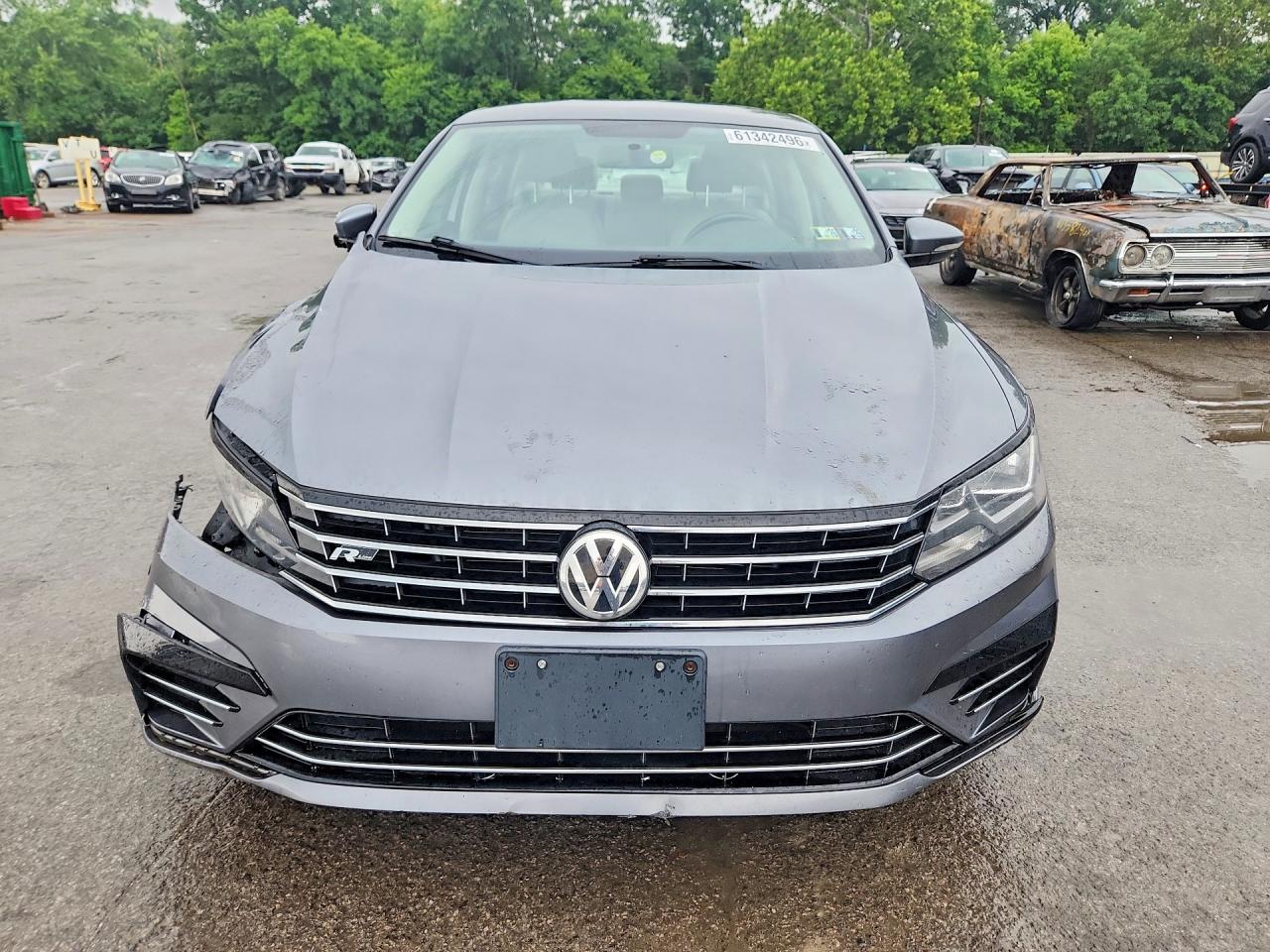 2018 VOLKSWAGEN PASSAT