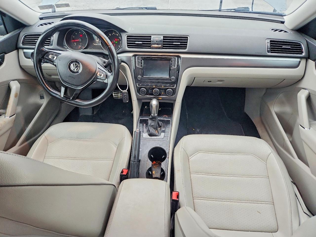 2018 VOLKSWAGEN PASSAT