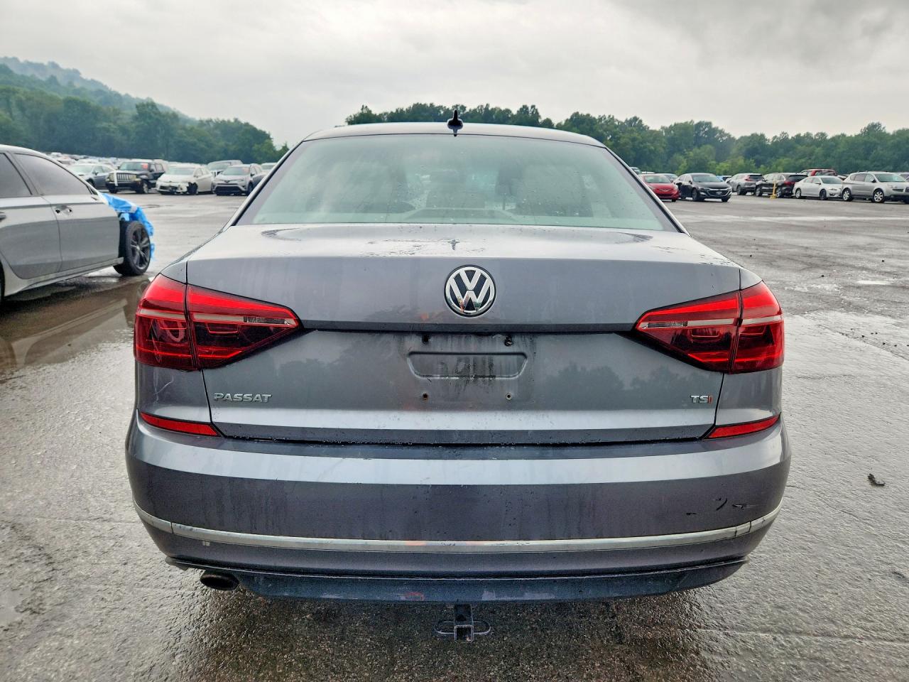 2018 VOLKSWAGEN PASSAT