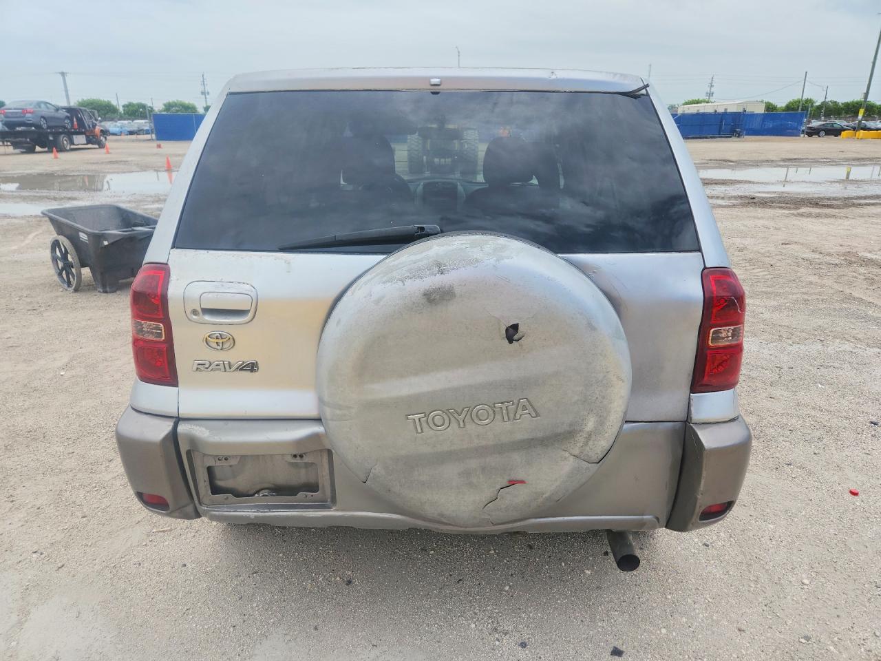 2005 TOYOTA RAV4 BASE