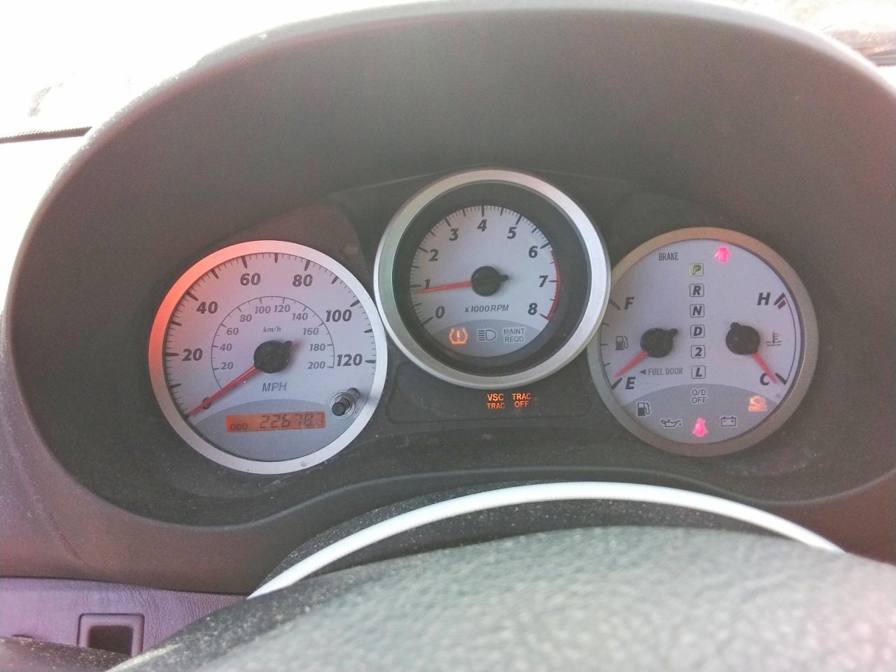 2005 TOYOTA RAV4 BASE