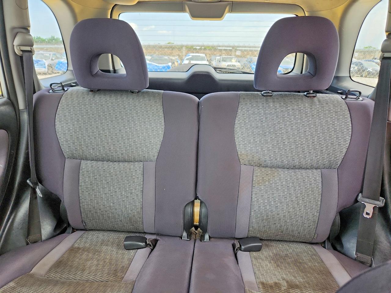 2005 TOYOTA RAV4 BASE